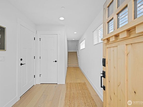 2nd image of 16 160th Place SE