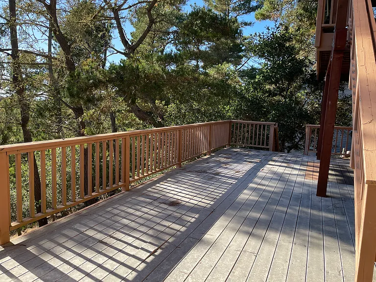 Incrediblly large deck.