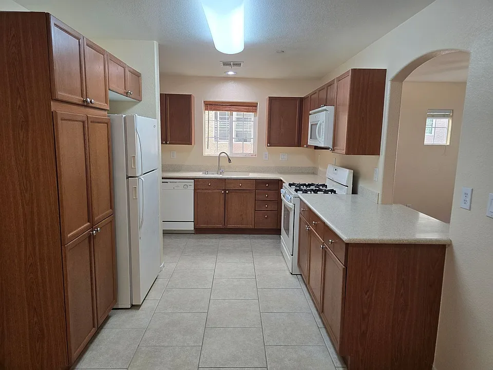 9160 Column Ct