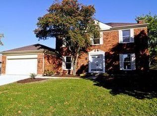 320 Essex Ct, Aurora, IL