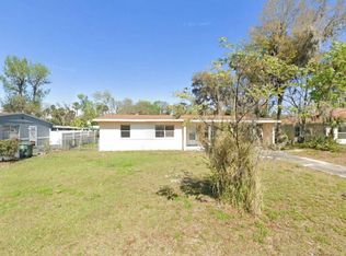 1048 Hampton Rd, Daytona Beach, FL 32114