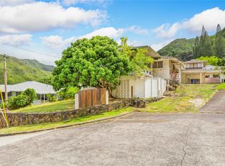 2446 Puunoa Pl, Honolulu, HI 96816