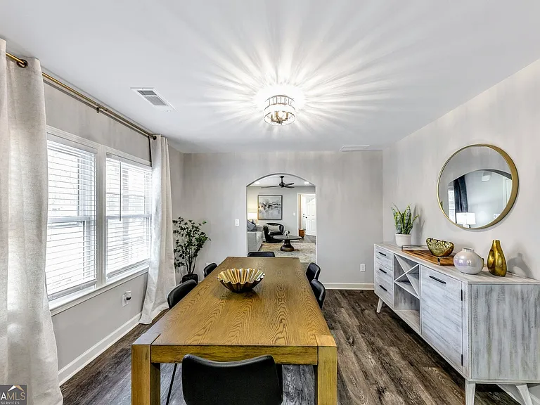6230 Love St — Photo 6