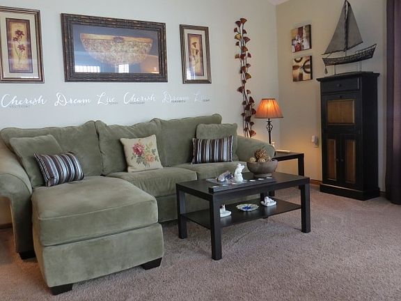 3rd image of 2407 Sumac Way