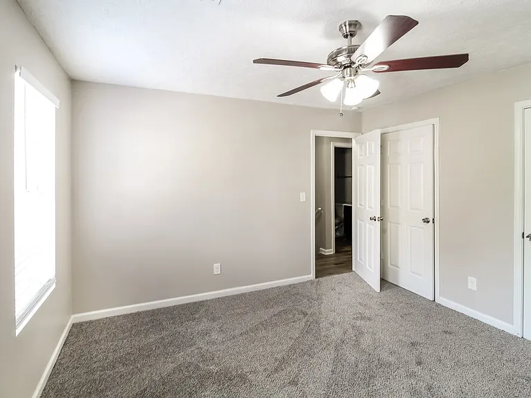 6583 Carriage Ln — Photo 14
