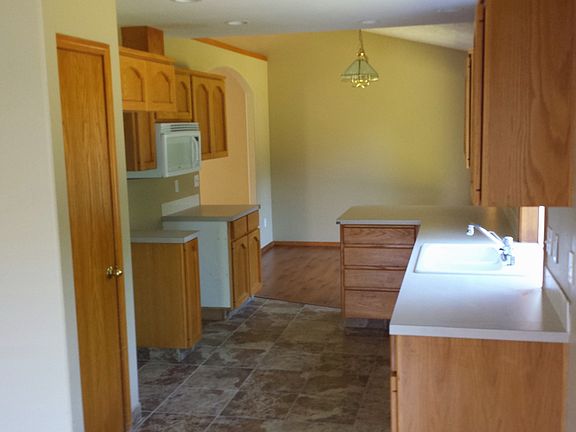 5th image of 9618 NE 130th Pl