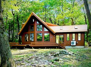 489 Little Valley Rd, Claysburg, PA 16625