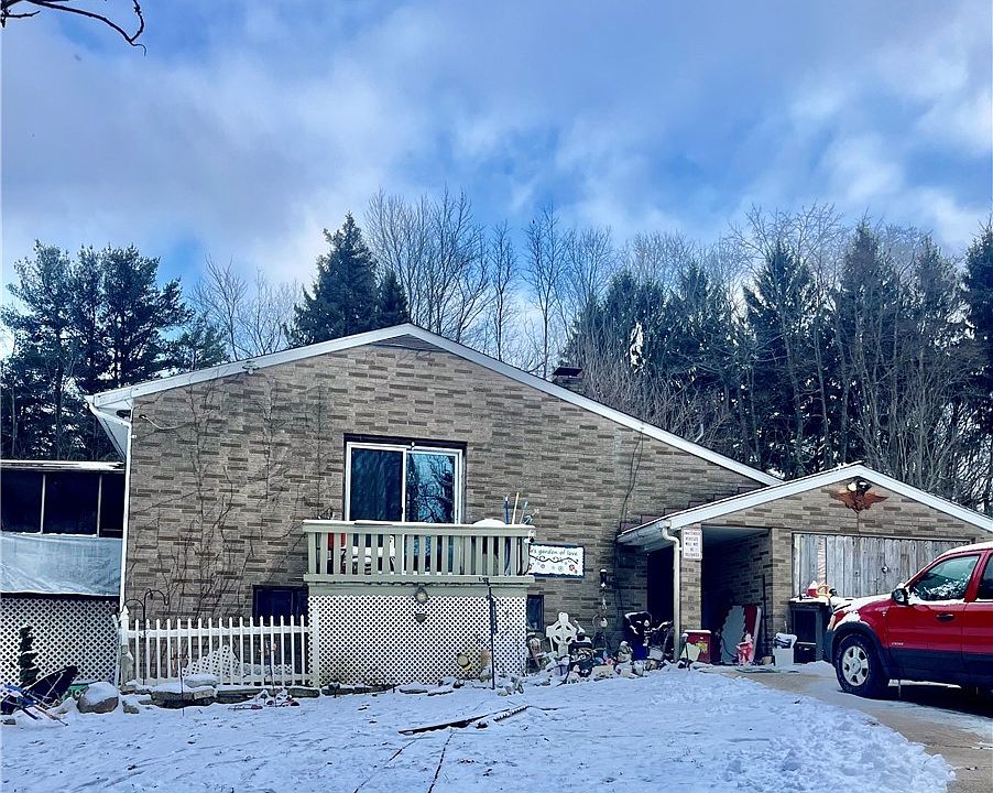 1st image of 2021 Portage Line Rd