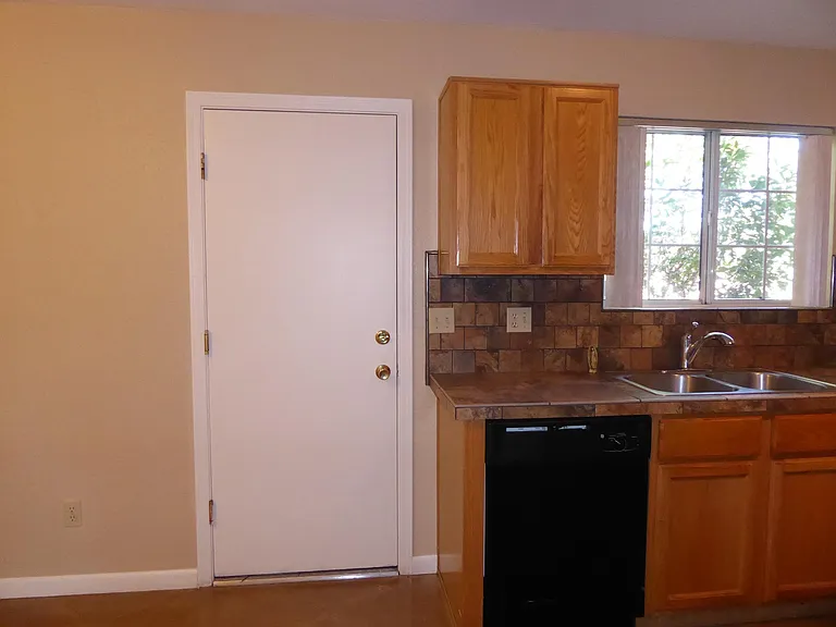 9000 E Pomegranate St — Photo 32