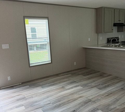 2nd image of 1109 Gaines Dr