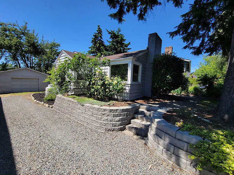 9225 Wallingford Ave N — Photo 10