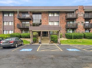 1503 Woodbridge Rd APT 2G, Joliet, IL 60436