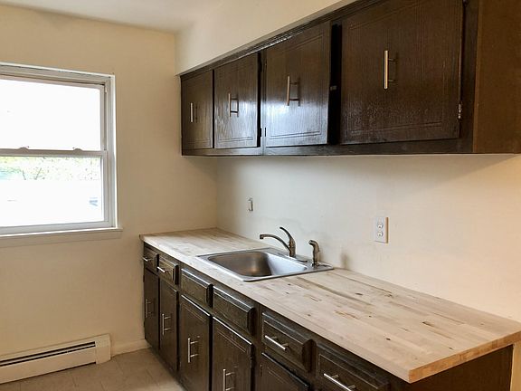 2nd image of 540 Joralemon St #8