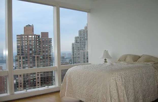Rented by NY NY Condo, Inc | media 17