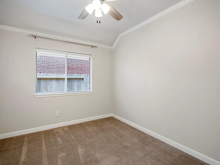 5802 Sawyer Bend Ln — Photo 28