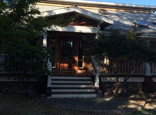 407 N Church St, Phoenix, OR 97535