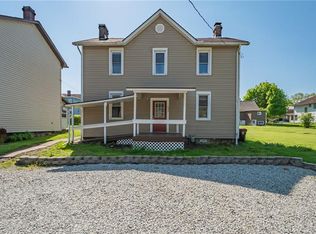 504 Railroad St, Derry, PA 15627