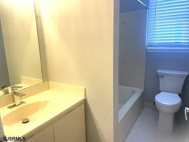 9401 Winchester Ave #2 — Photo 19