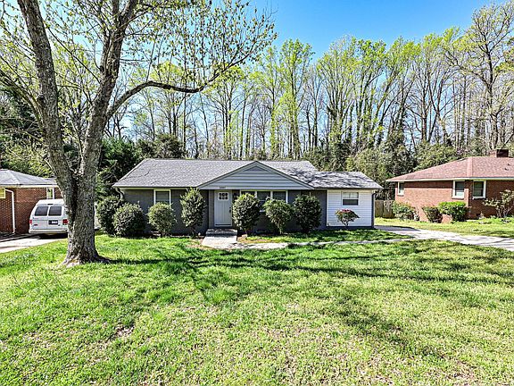 2nd image of 3307 Bonaire Dr