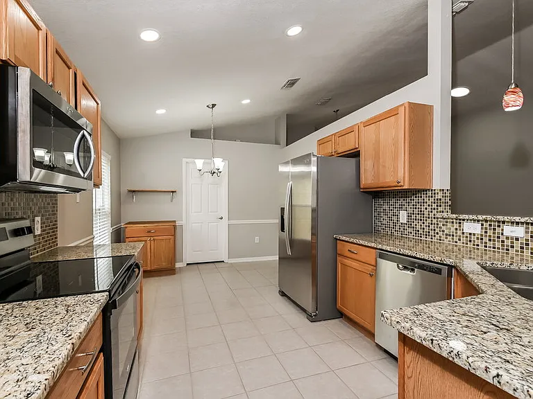 1309 Alhambra Crest Dr — Photo 7