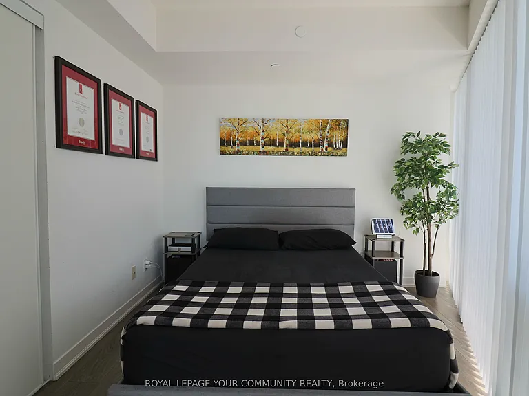 100 Harbour St #5207 — Photo 7