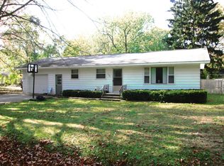 1597 Auble Rd, Muskegon, MI 49445