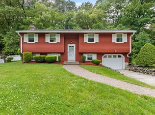 8 Apple Hill Rd, Peabody, MA 01960