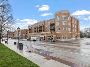 1 S Lincoln Ave APT 309, Lombard, IL