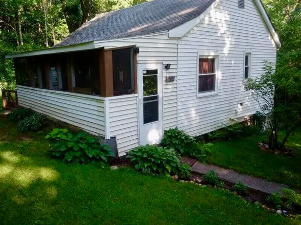 2328 Charles Ave, Kalamazoo, MI 49048