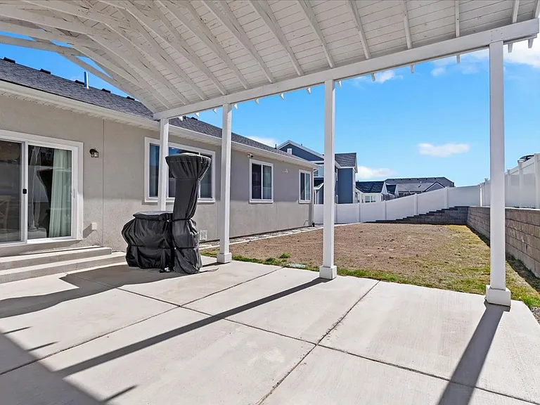 2869 S Drake Ave — Photo 22
