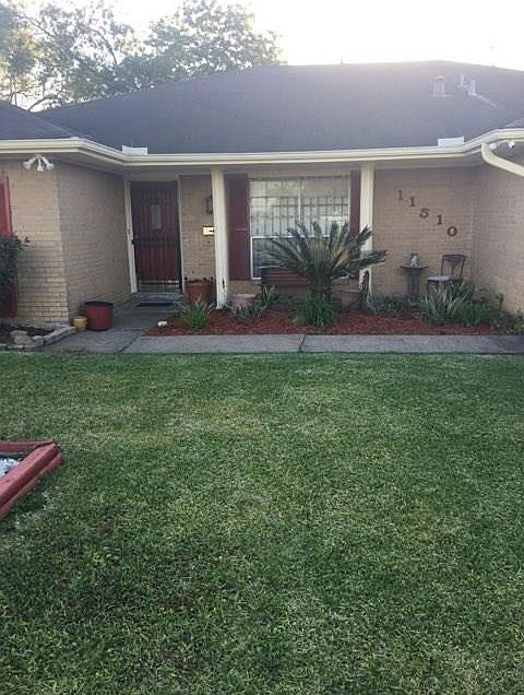 1st image of 11510 Glenhollow Dr