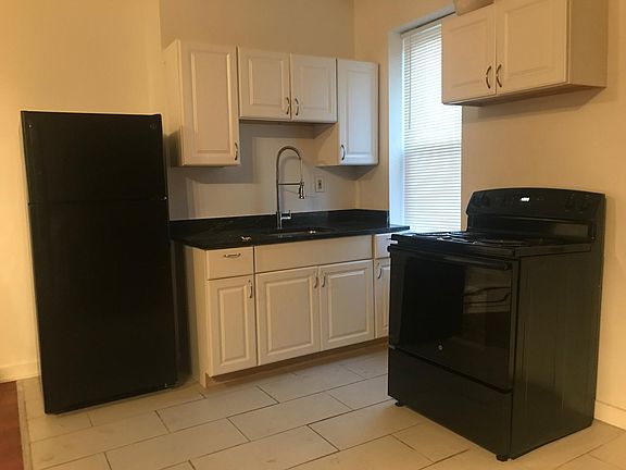 2nd image of 1638 S 23rd St Floor 2