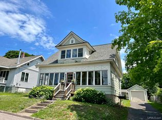 1131 Summit St, Hancock, MI 49930