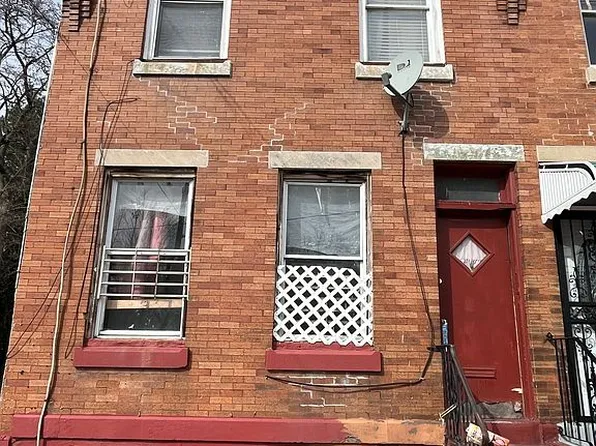 4403 Brown St, Philadelphia, PA 19104