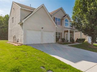 1958 Round Ridge Cir, Lithia Springs, GA 30122