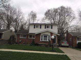 31531 Grandview Ave, Westland, MI 48186