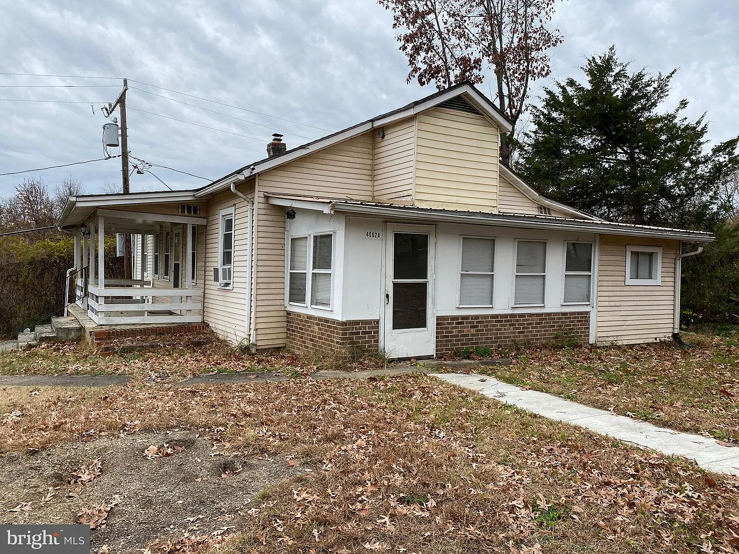 4002 Post St photo 1
