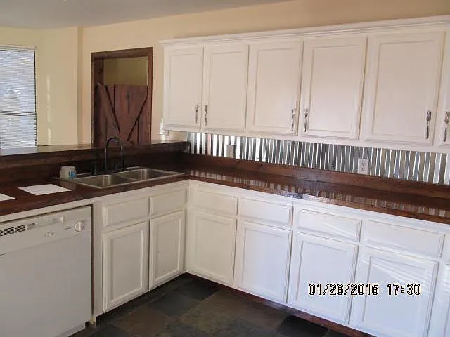 kitchen - 600 Jefferson Ave