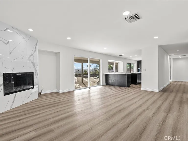 6758 Julie Ln — Photo 25