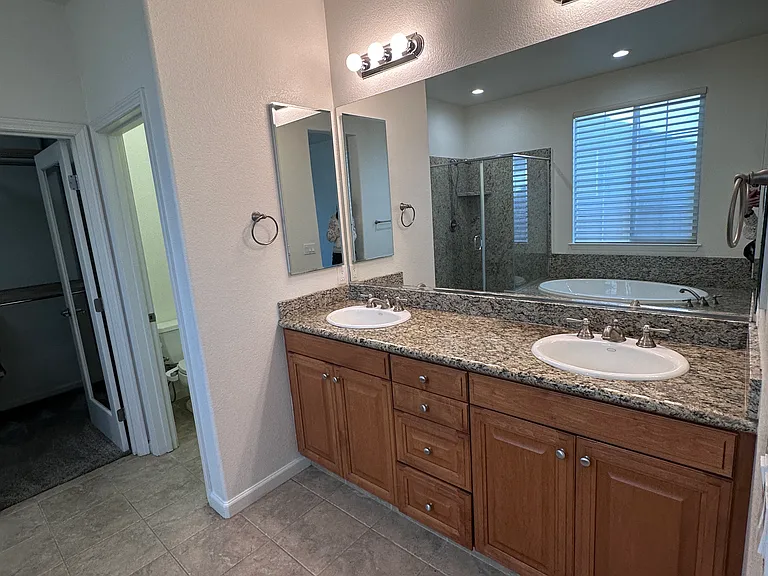 649 W Viento St — Photo 13