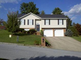 1040 Morrell Ct, Kingsport, TN 37664