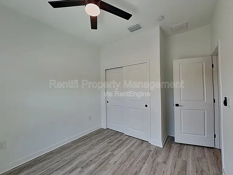 558 Nimitz Blvd — Photo 7