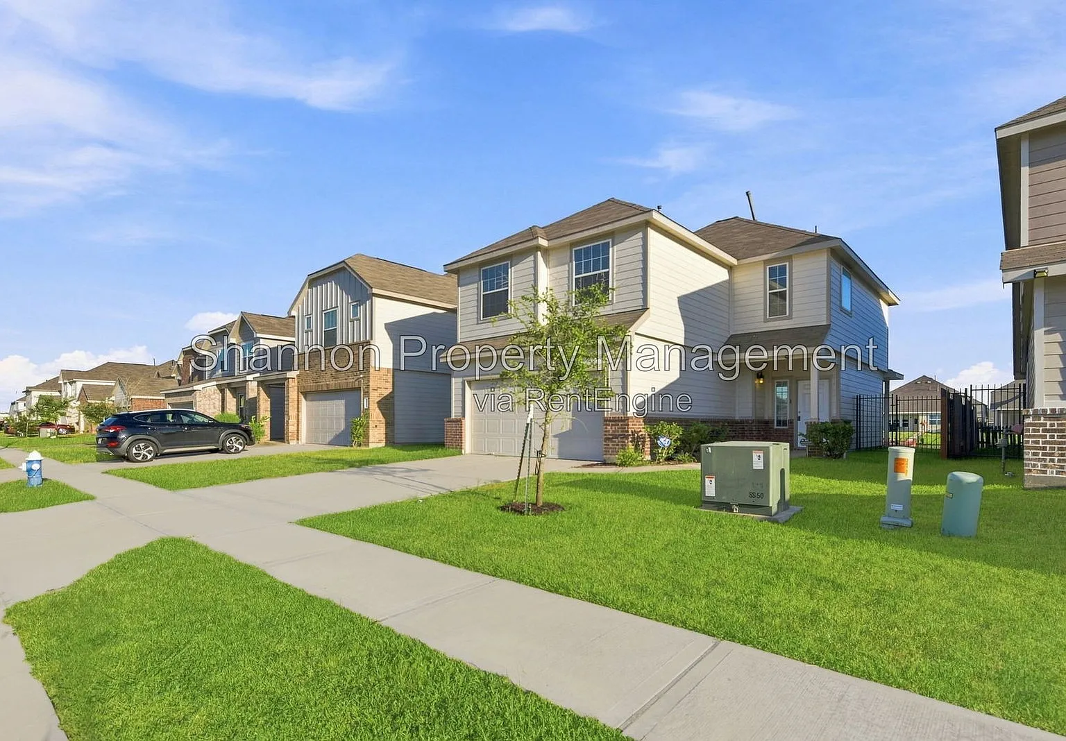 4 bed, 2.5 bath, 1984 sqft, $2,300 — Photo 4
