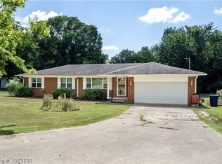 909 Cherry St, Muldrow, OK 74948