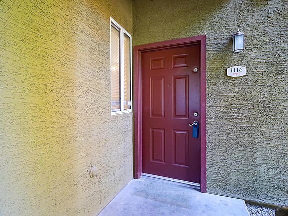 2nd image of 2929 W Yorkshire Dr Unit 1116