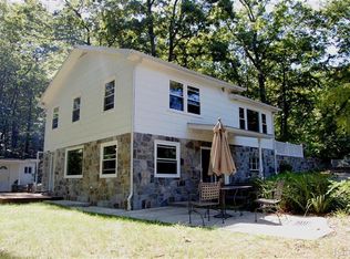 260 Lake Surprise Rd, Cold Spring, NY 10516