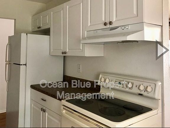 3rd image of 2259 19th St