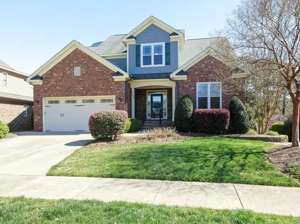 224 Sonoma Valley Dr, Cary, NC 27518