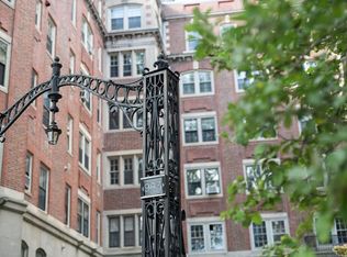 983 Memorial Dr APT 402, Cambridge, MA 02138