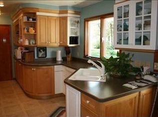 704 Marguerite Ave, Marshall, MN 56258